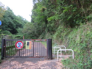 旧小峰トンネル入口